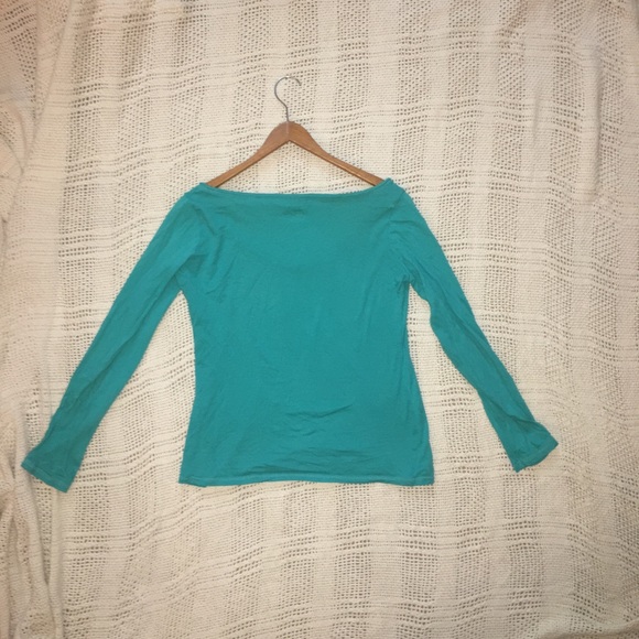 Long Sleeve Deep Scoop Neck Shirt - Picture 2 of 2